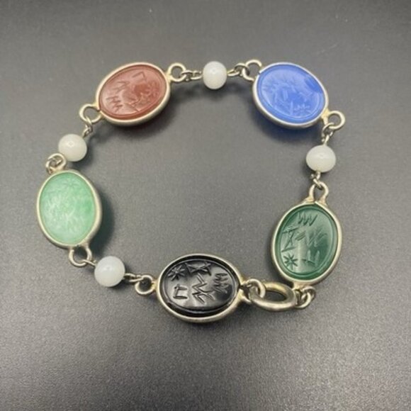 Vintage Egyptian Revival Multi Color Glass Scarab Bracelet Gold Tone 1940s-50s - Picture 2 of 10